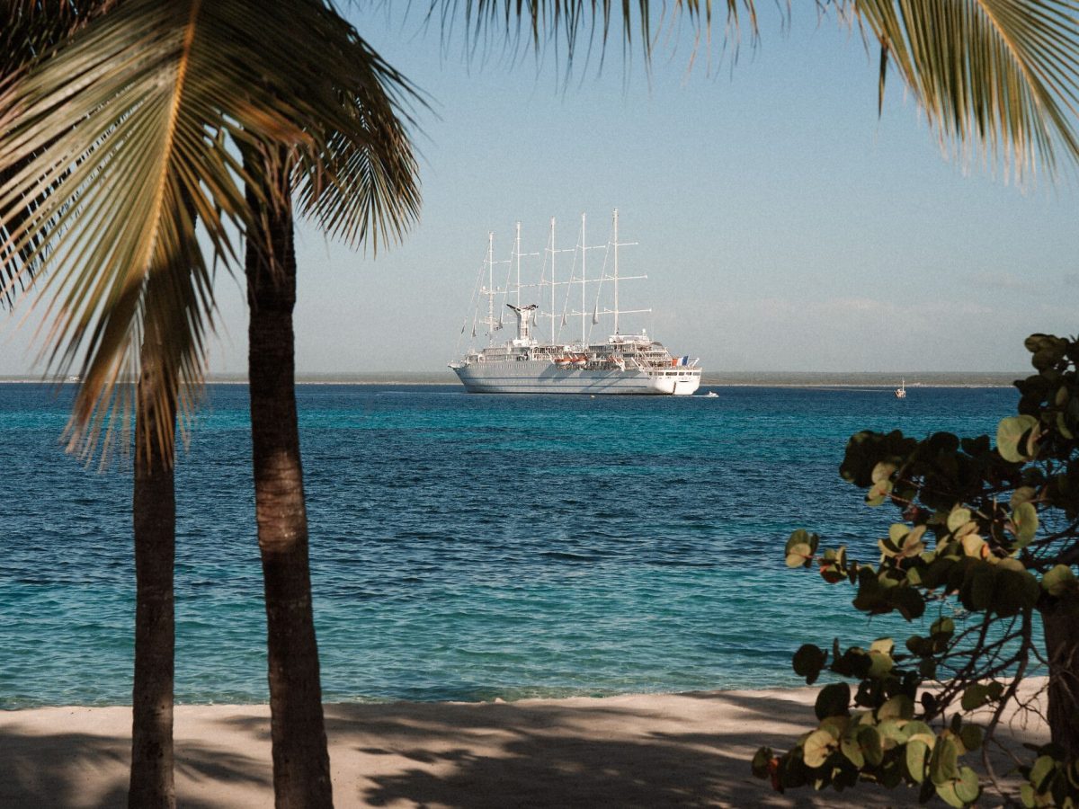 Club-Med-2-luxecruise-zeilcruise-download-2
