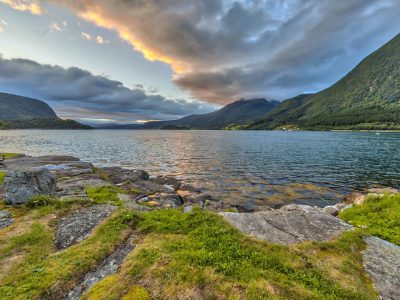 romsdalsfjord-norway-as-177537141-Groot