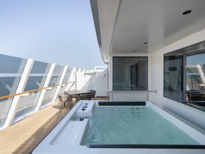 waarom-kiezen-voor-een-luxe-cruise-met-msc-yacht-club-3